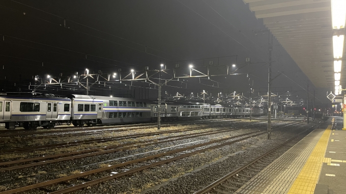鉄道乗車記録の写真:駅舎・駅施設、様子(3)        「広大な側線。」