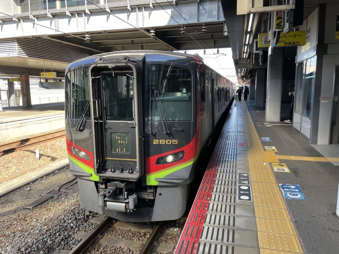 鉄道乗車記録の写真:乗車した列車(外観)(1)     「JR四国の特急初乗車！
南風9号」