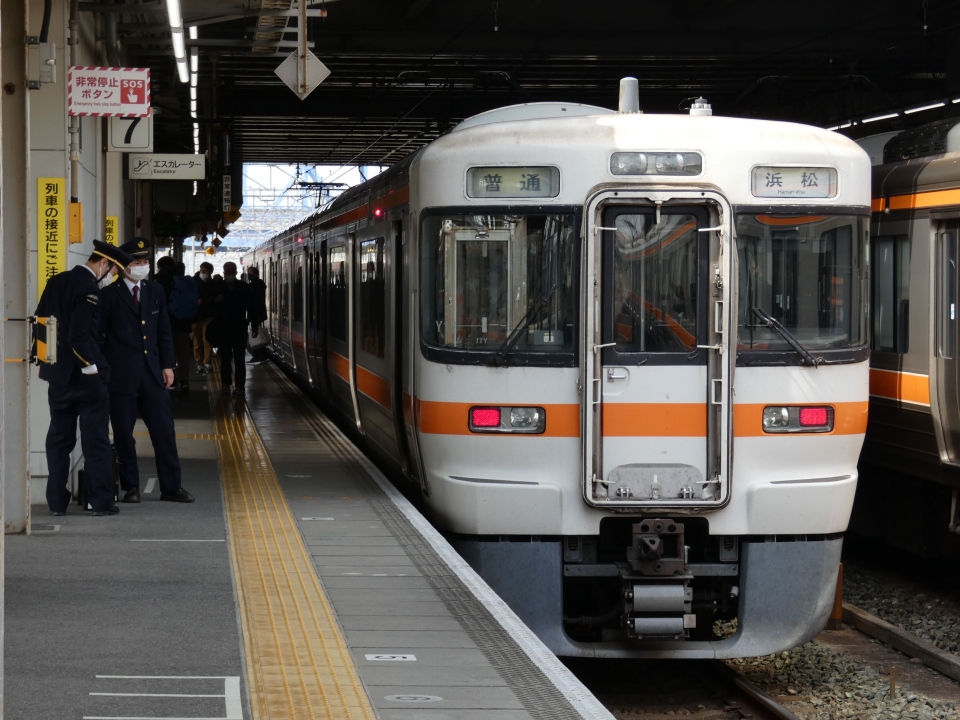 鉄道乗車記録「豊橋駅から浜松駅」乗車した列車(外観)の写真(1) by yu_tp 撮影日時:2022年03月25日
