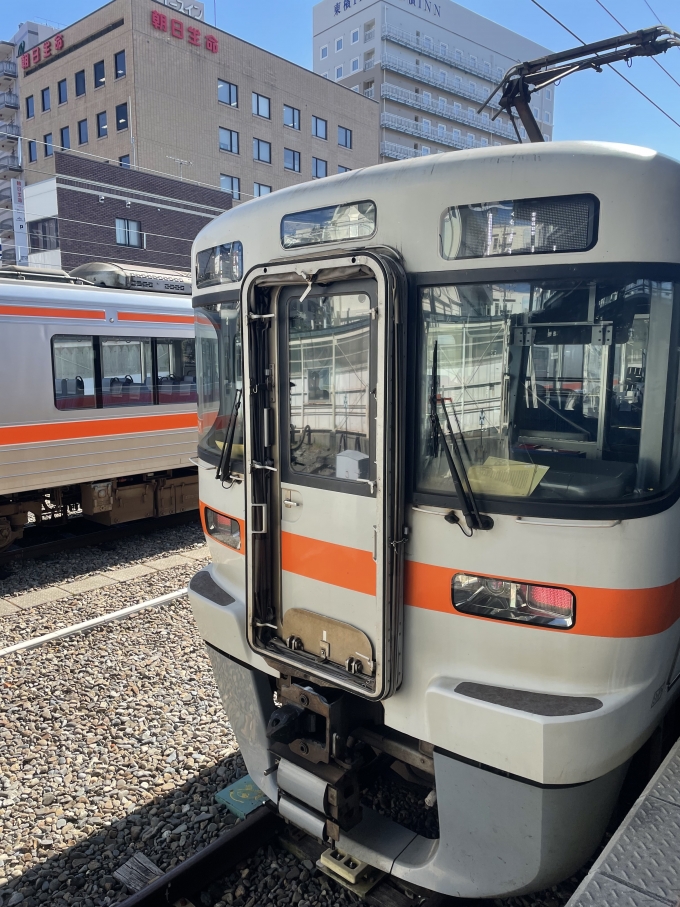 鉄道乗車記録の写真:列車・車両の様子(未乗車)(2)        「本来乗るはずだった松本発中津川行き
急な仕事の対応でやむなく特急に課金」