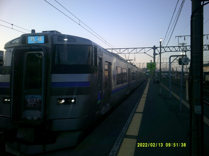 鉄道乗車記録の写真:乗車した列車(外観)(2)        「はこだてライナー　普通 新函館北斗行」