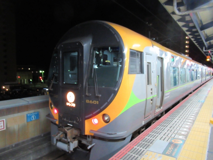鉄道乗車記録の写真:列車・車両の様子(未乗車)(2)        「いしづち103号松山行き」