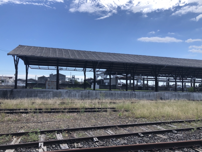 鉄道乗車記録の写真:駅舎・駅施設、様子(7)        「今は使われていない貨物用？の駅」