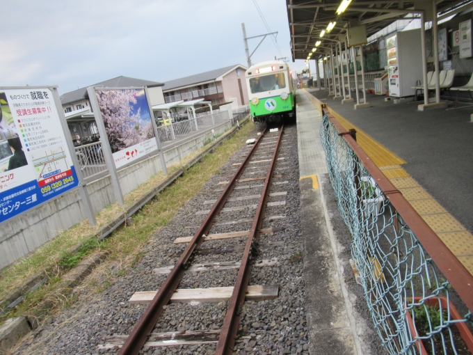 鉄道乗車記録の写真:乗車した列車(外観)(3)        「762mmの線路」