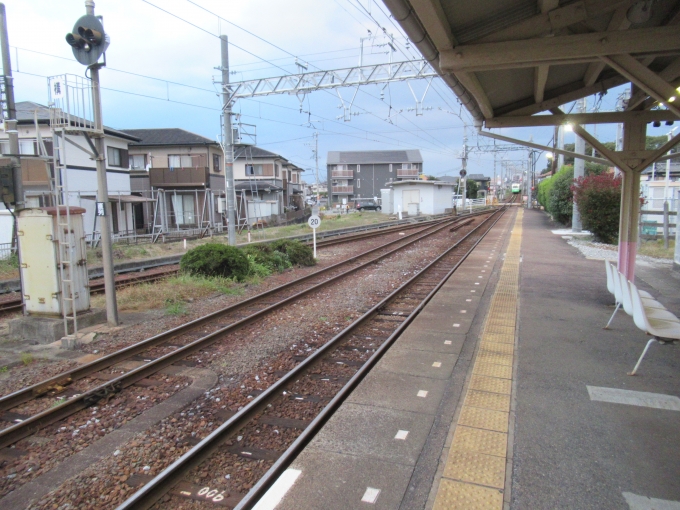 鉄道乗車記録の写真:駅舎・駅施設、様子(4)        「日永駅は八王子線と内部線の接続駅」