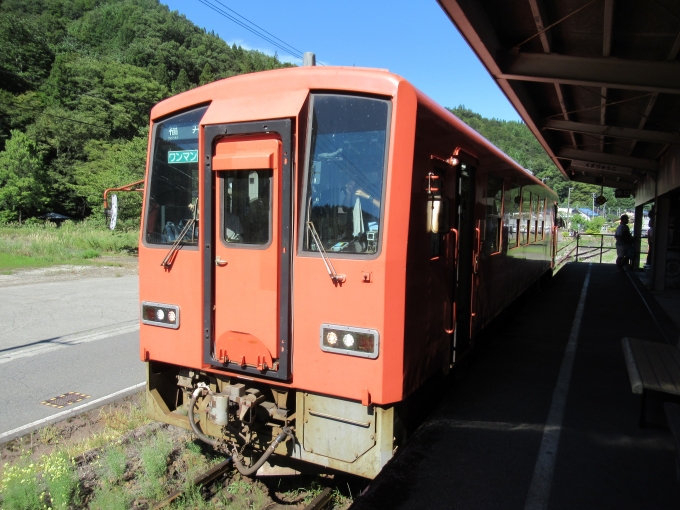 鉄道乗車記録の写真:乗車した列車(外観)(6)        「九頭竜湖駅では10分間で再び福井へ折り返し」