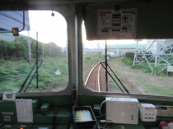 鉄道乗車記録の写真:車窓・風景(7)        「吉原駅を出ると右へかなり曲がる」