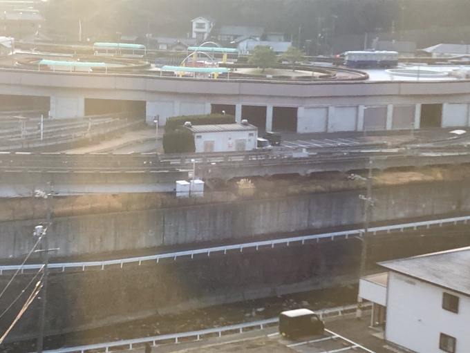 鉄道乗車記録の写真:車窓・風景(7)        「奥にはヌマジ交通ミュージアムがある。」