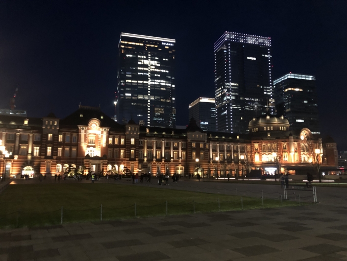 鉄道乗車記録の写真:駅舎・駅施設、様子(2)        「夜の東京駅も素敵」