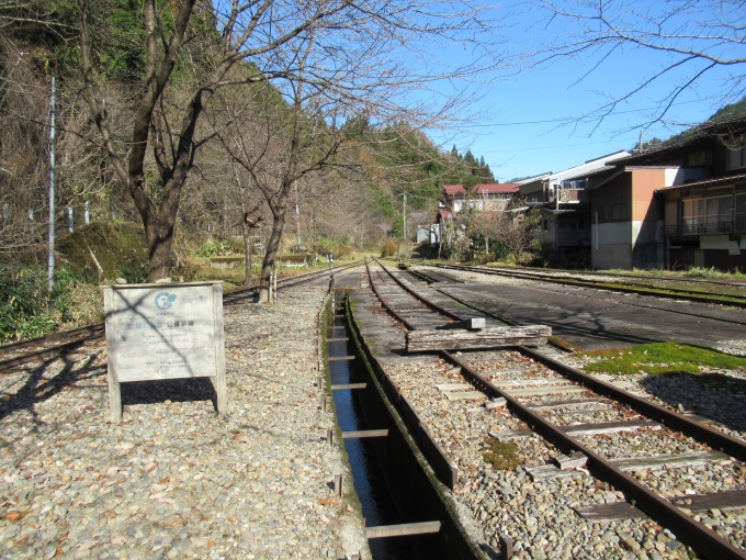 鉄道乗車記録の写真:駅舎・駅施設、様子(4)        「福井までつながる日は来るのか？」