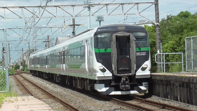 鉄道乗車記録の写真:列車・車両の様子(未乗車)(1)          「都賀～四街道踏切内自動車脱輪」