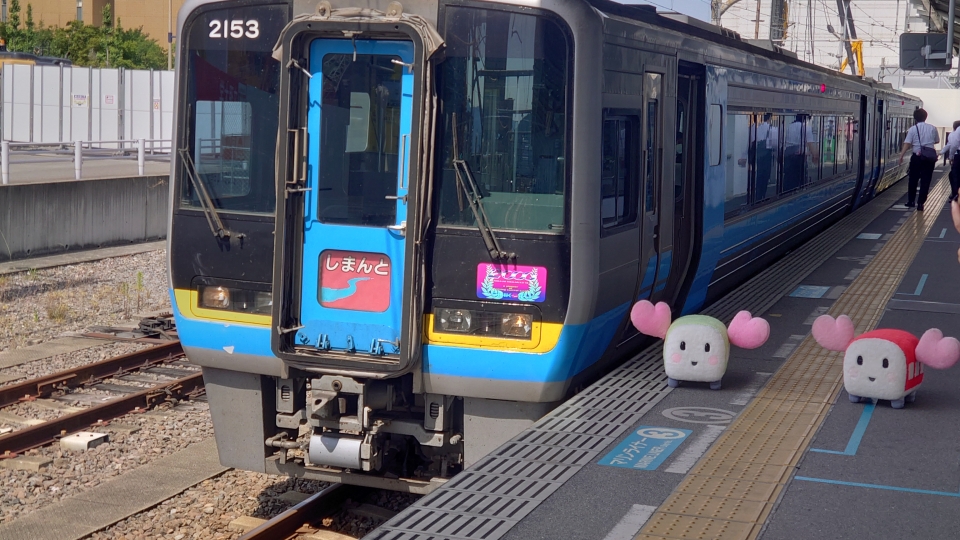 鉄道乗車記録「高松駅から高知駅」乗車した列車(外観)の写真(1) by twteruya 撮影日時:2022年05月28日