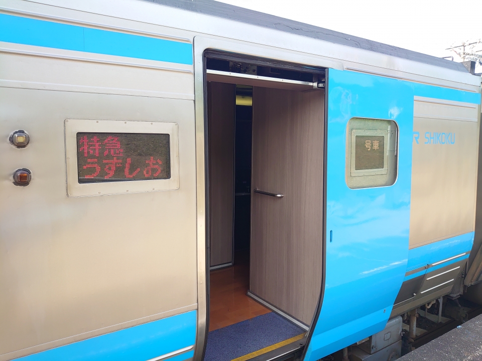 鉄道乗車記録「高松駅から高知駅」方向幕・サボの写真(4) by twteruya 撮影日時:2022年05月28日