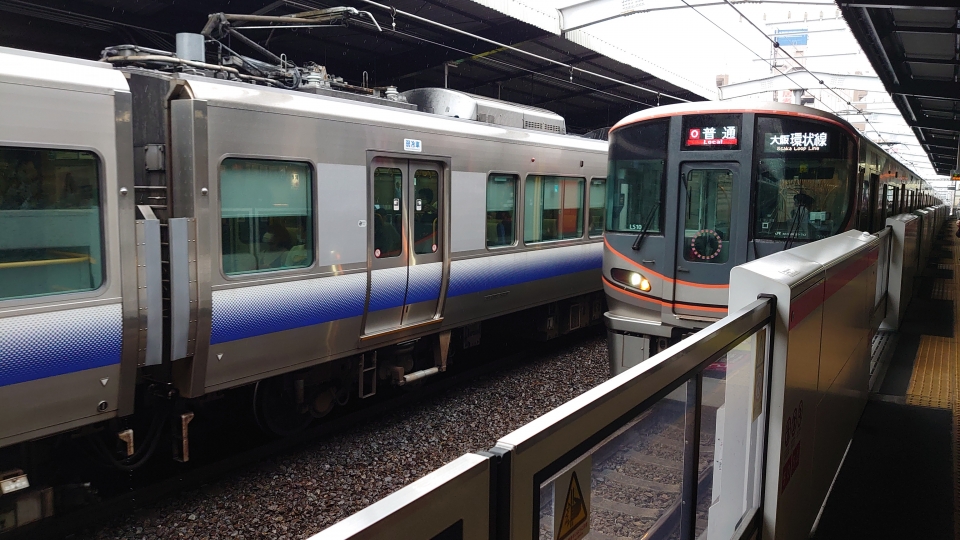 鉄道乗車記録「鶴橋駅から大阪駅」乗車した列車(外観)の写真(1) by twteruya 撮影日時:2022年06月25日