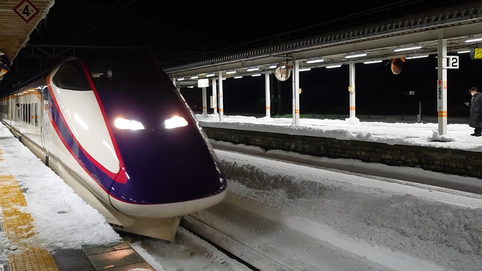 鉄道乗車記録「米沢駅から福島駅」乗車した列車(外観)の写真(1) by twteruya 撮影日時:2021年12月29日