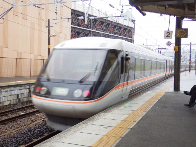 鉄道乗車記録の写真:乗車した列車(外観)(2)        「特急しなので恵那到着」