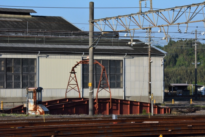 鉄道乗車記録の写真:駅舎・駅施設、様子(1)        「亀山機関区の転車台」
