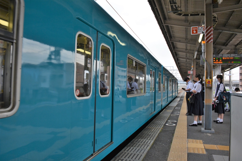 鉄道乗車記録「和泉府中駅から和歌山駅」乗車した列車(外観)の写真(3) by 浮雲 撮影日時:2015年07月11日