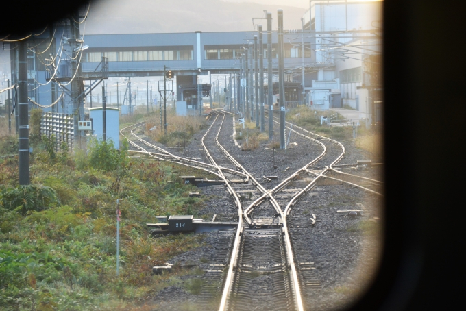 鉄道乗車記録の写真:車窓・風景(9)        「新函館北斗まで下りてくると後はそんなに急な勾配はありません。」