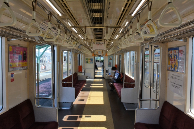 鉄道乗車記録の写真:車内設備、様子(1)        「01形へ乗換終点北熊本まで乗車で熊本電鉄完乗」