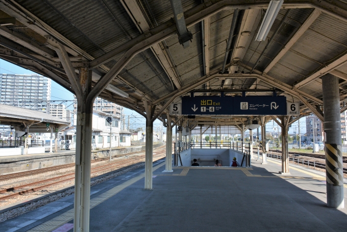 鉄道乗車記録の写真:駅舎・駅施設、様子(4)        