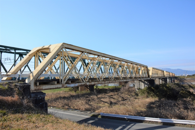 鉄道乗車記録の写真:旅の思い出(6)        「重文揖斐川橋梁全景」