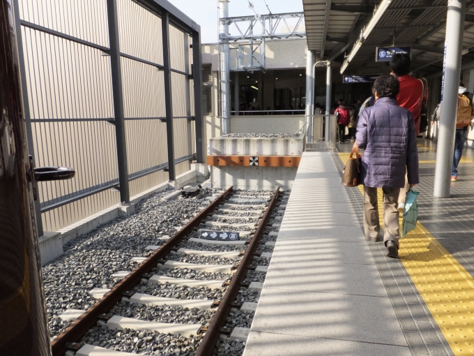 鉄道乗車記録の写真:駅舎・駅施設、様子(3)        「昔は西宮北口のところで神戸線と鉄道線同士の直角交差、ダイヤモンドクロスをしている場所でした。」