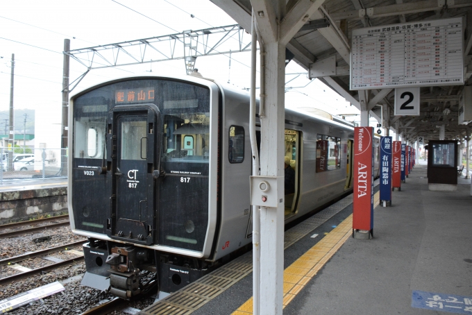 鉄道乗車記録の写真:乗車した列車(外観)(1)        「同じ駅の有田から佐世保まで松浦鉄道で行くと乗車時間が約3時間。
JRだと約30分。
ルートは確かに違うけれど物凄い時間の差に驚きます。」