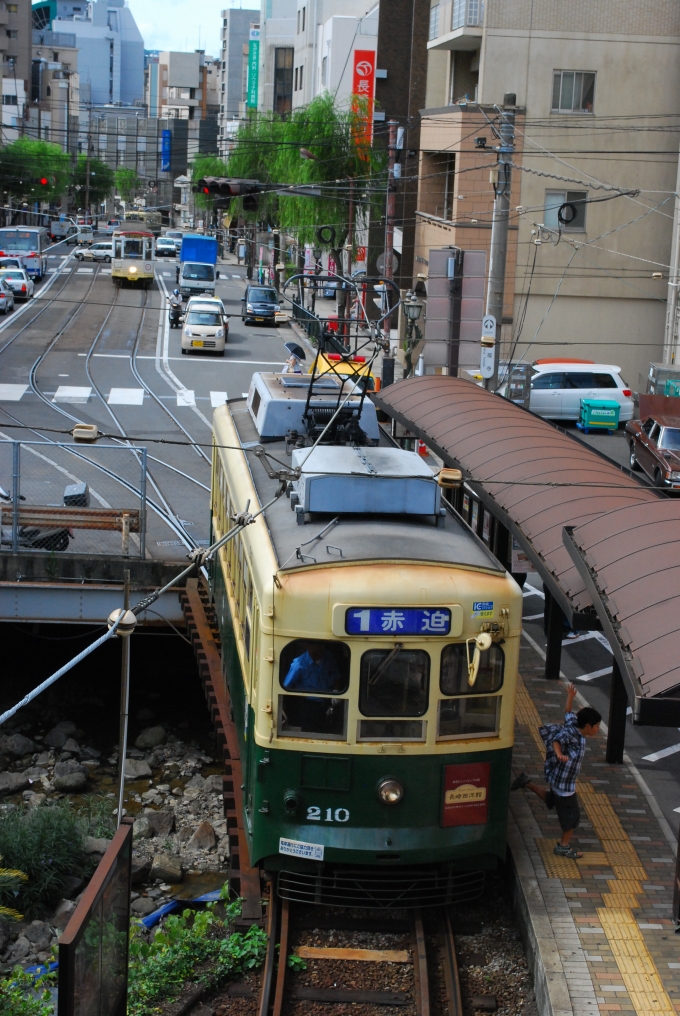 鉄道乗車記録の写真:列車・車両の様子(未乗車)(1)          「駐車場の屋上より電停」