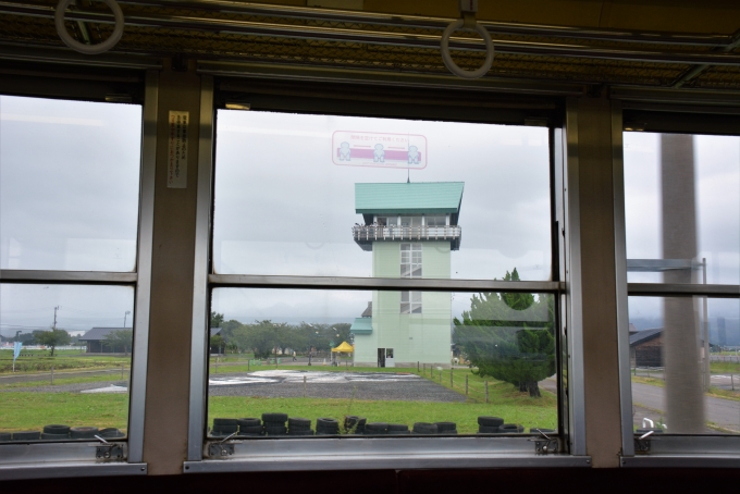 鉄道乗車記録の写真:車窓・風景(6)        「田んぼアートを見る為のタワー」