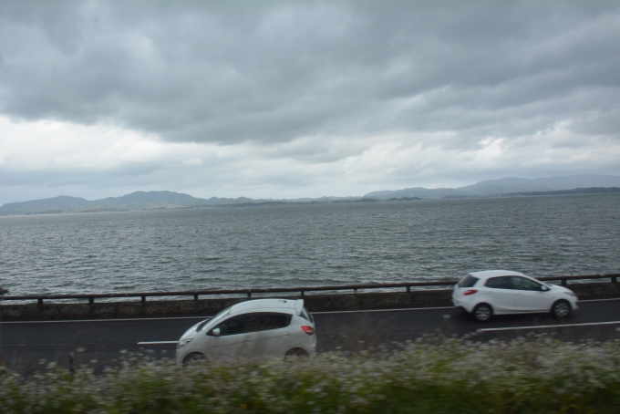 鉄道乗車記録の写真:車窓・風景(9)        「宍道湖が目の前」