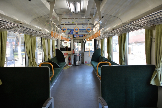 鉄道乗車記録の写真:車内設備、様子(6)        「ここではまだ乗客は私一人です。」