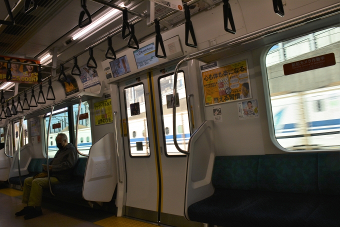 鉄道乗車記録の写真:車窓・風景(4)        「並行して東海道新幹線が走っていました。」