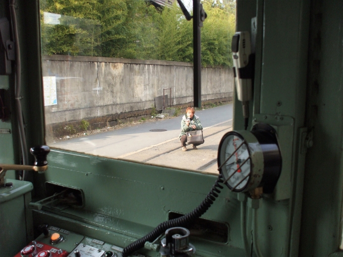 鉄道乗車記録の写真:車窓・風景(11)        「レトロ車両は撮影対象」
