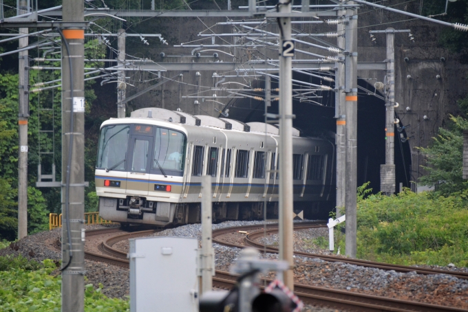 鉄道乗車記録の写真:列車・車両の様子(未乗車)(7)        「隣接して走る現山陰本線」