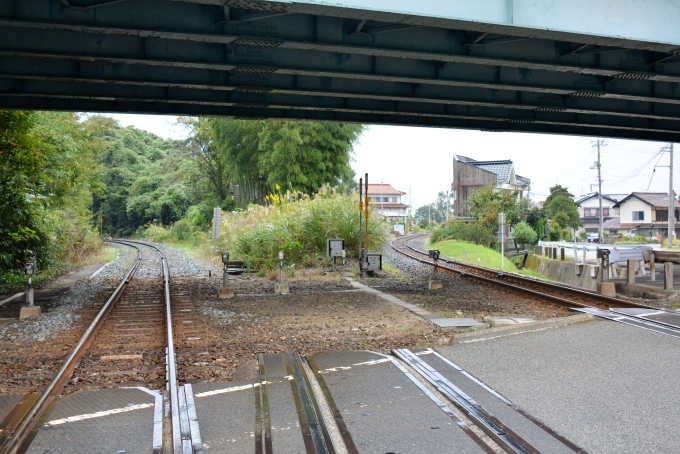 鉄道乗車記録の写真:駅舎・駅施設、様子(2)        「左山口線、右山陰本線」