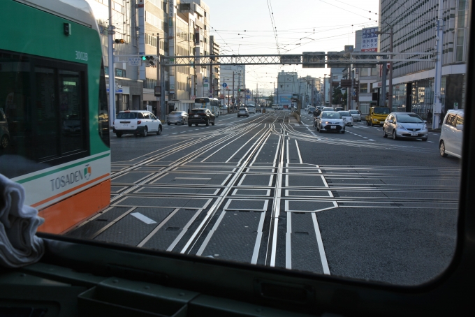 鉄道乗車記録の写真:車窓・風景(14)        「ダイヤモンドクロス上通過」