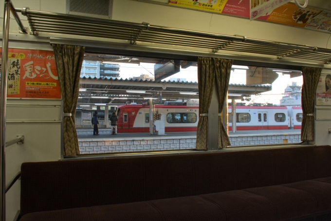 鉄道乗車記録の写真:車窓・風景(3)        「前後が全く違う形をしている特急車両1000系」