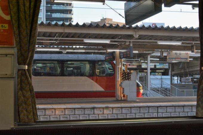鉄道乗車記録の写真:車窓・風景(4)        「前後が全く違う形をしている特急車両1200系」