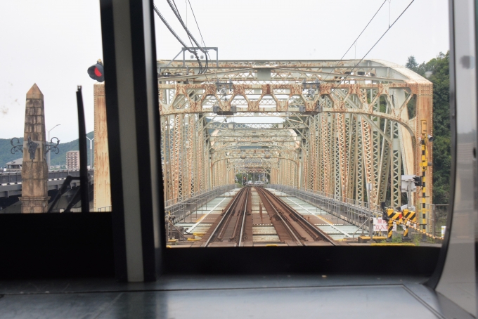 鉄道乗車記録の写真:車窓・風景(10)        「犬山橋通過

2000年3月28日までここは国道と電車の併用橋でした。」