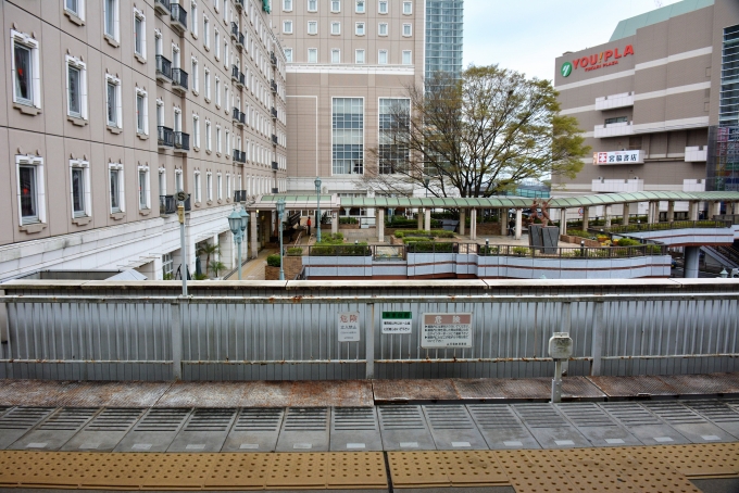 鉄道乗車記録の写真:駅舎・駅施設、様子(5)        「左側の京成の駅があるビル内から続く判りずらい出入口がメインの通路でした。」