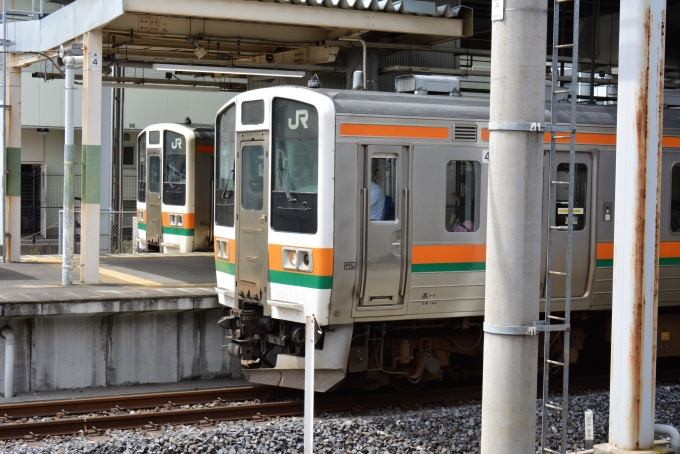 鉄道乗車記録の写真:列車・車両の様子(未乗車)(12)        「隣のJR両毛線佐野駅」