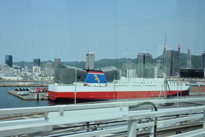 鉄道乗車記録の写真:車窓・風景(9)        「高松行カーフェリー」