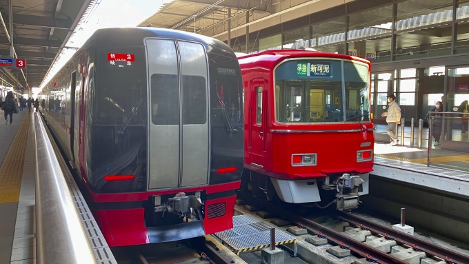 鉄道乗車記録の写真:乗車した列車(外観)(1)        「左は3300系3203」