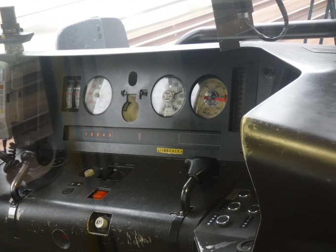 鉄道乗車記録の写真:車内設備、様子(3)        「130km/h」