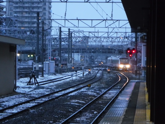 鉄道乗車記録の写真:列車・車両の様子(未乗車)(5)        「ひなび入線」