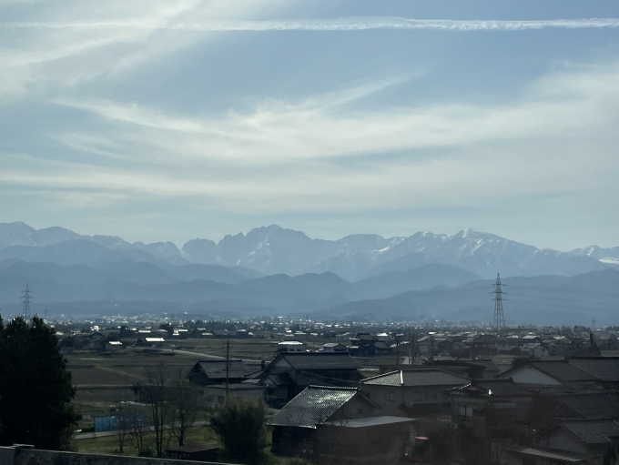 鉄道乗車記録の写真:車窓・風景(2)        「立山連峰が良く見えました。」