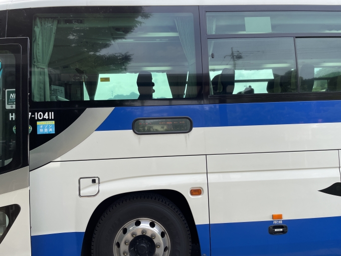 鉄道乗車記録の写真:旅の思い出(3)        「横川・軽井沢駅間の連絡バスですが、私を含めて4人しか乗客がいませんでした。」