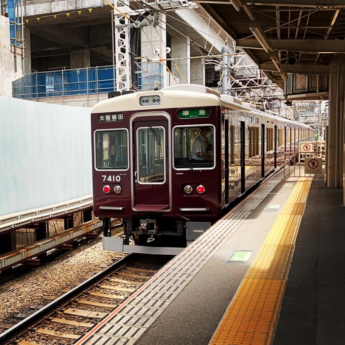 鉄道乗車記録の写真:乗車した列車(外観)(1)     「7300系7324＋7410
準急【大阪梅田】」
