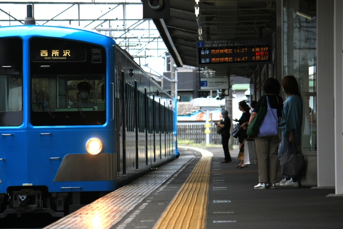 鉄道乗車記録の写真:乗車した列車(外観)(2)        「近江鉄道色、爽やかでいいですね！」